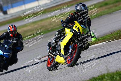 media/Jan-21-2023-Fastrack Riders (Sat) [[fcf3f88a30]]/Level 1-RDS/Session 3 Turn 6-Mountian Shot/